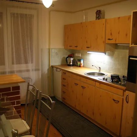 Apartment Apartman U Klastera *